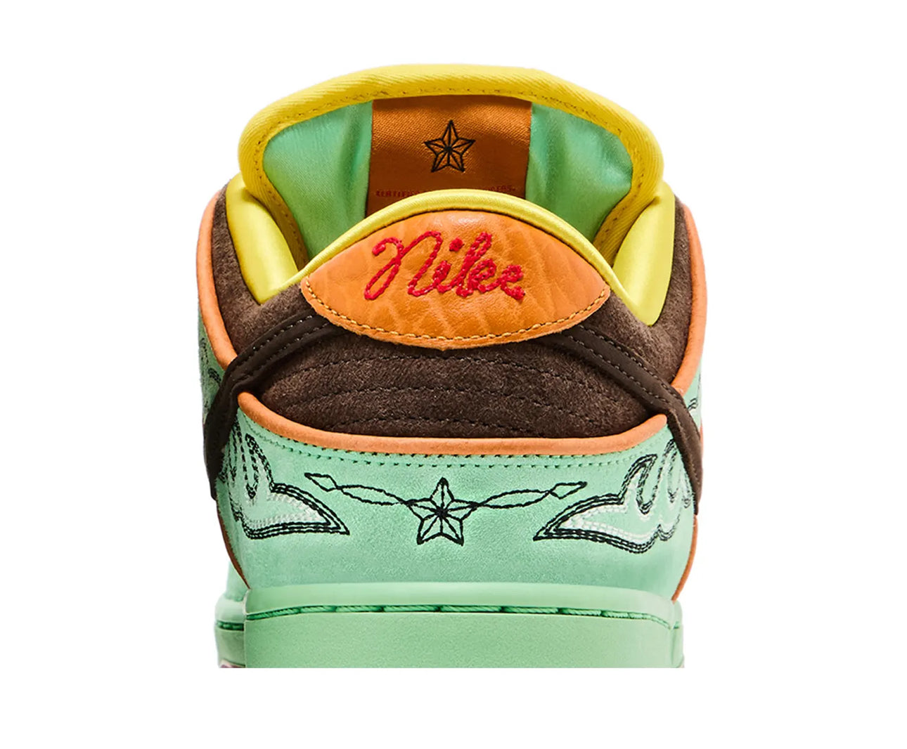 Nike SB Dunk Low
Rodeo Tourmaline