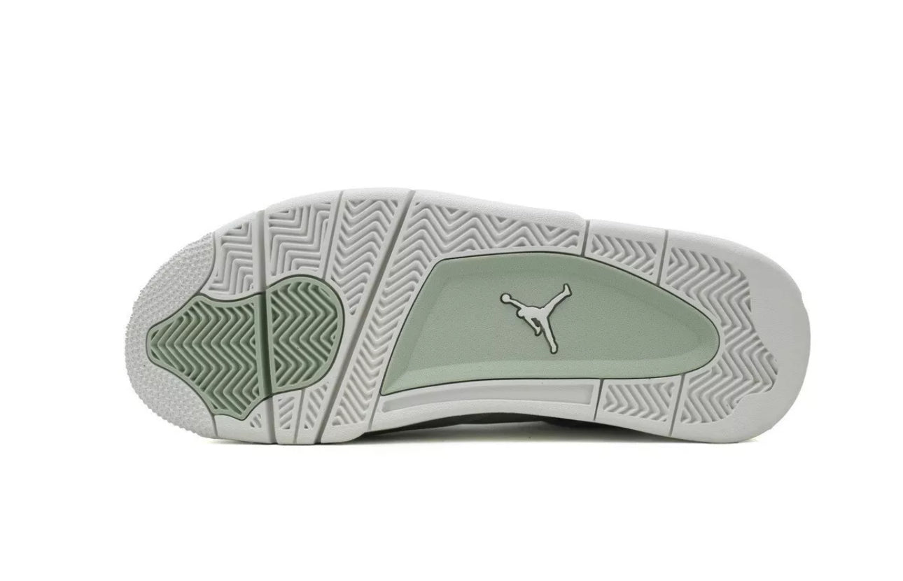 WOMEN'S AIR JORDAN RETRO 4 CASUAL