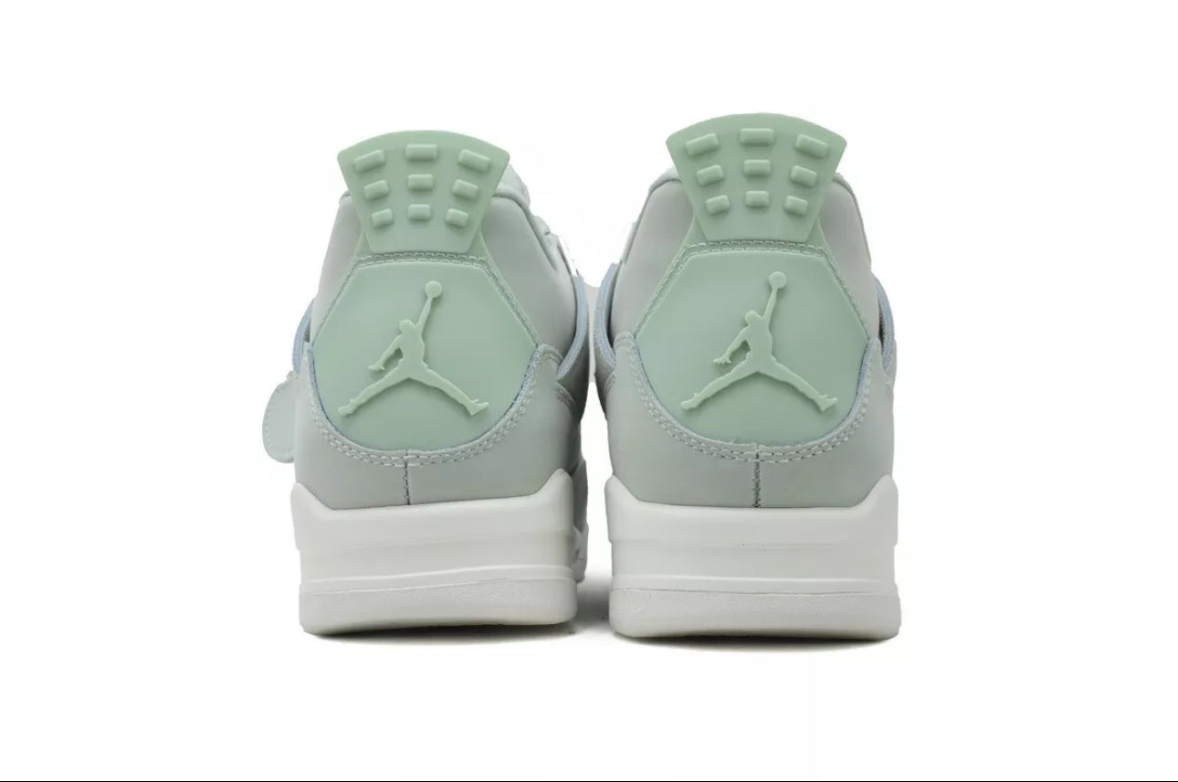 WOMEN'S AIR JORDAN RETRO 4 CASUAL