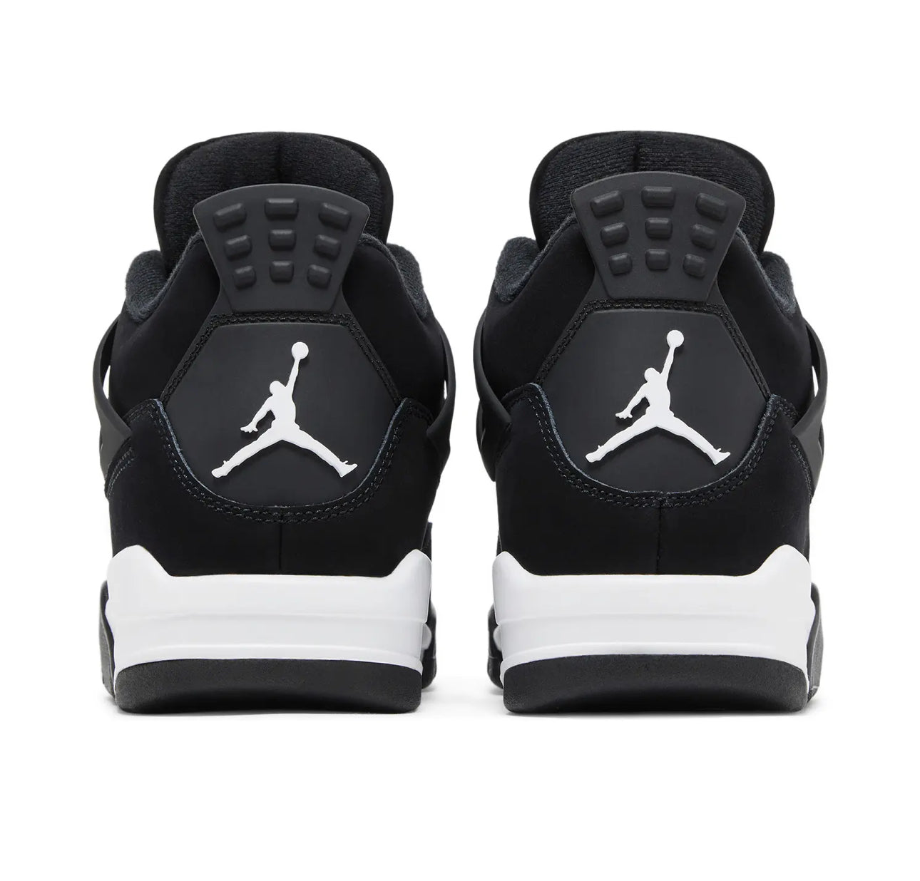 Jordan 4 Retro
White Thunder